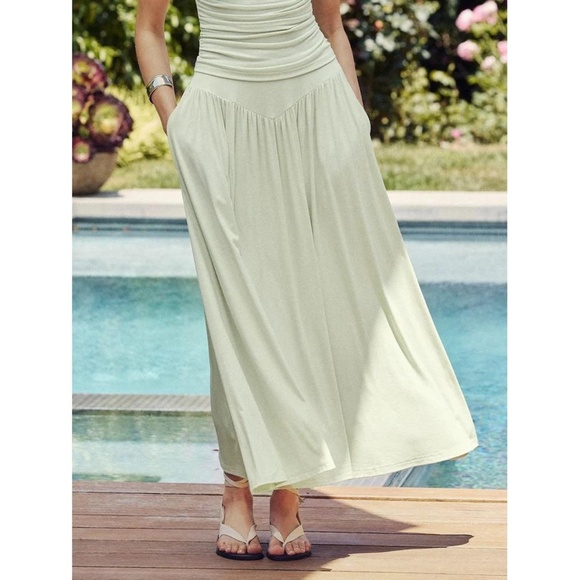 OGL NWT- M Ultrasoft V-shape Waist Gathred Maxi Circle Skirt with Pockets - Picture 8 of 9